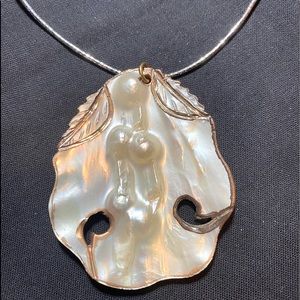 ♥️ Mother of Pearl Pendant w/ gold leaf  embedded on a shell of an Oyster♥️